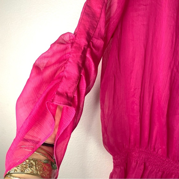 Cache Hot Pink Sheer Tie V-Neckline Size Small Elastic Waist Ruched Sleeve - Picture 4 of 7